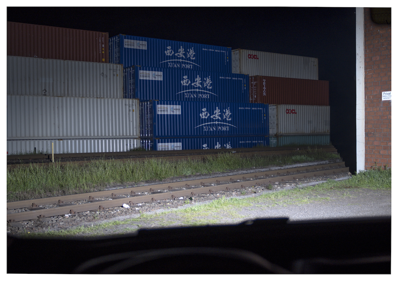 © Katja Stuke & Oliver Sieber, Innenhafen, Duisburg 2021
Aus der Serie “Chongqing Express”, 2021
